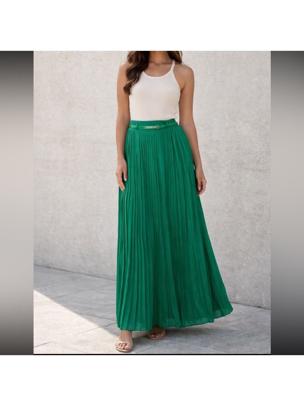 Elegant Green Pleated Skirt